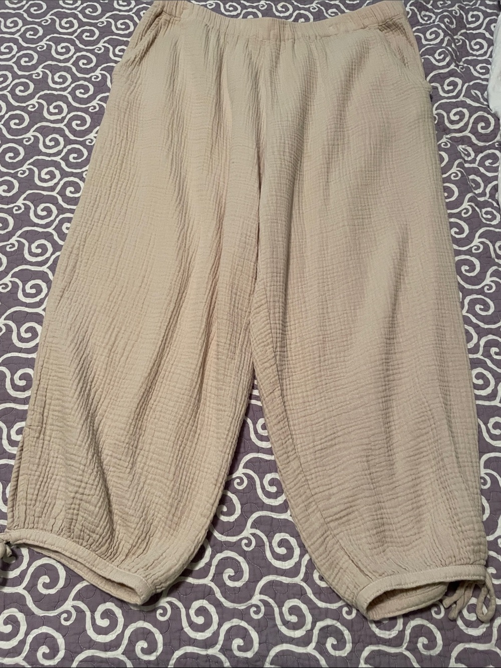 Women'sBeige Elastic Waist Drawstring Bottoms with ties